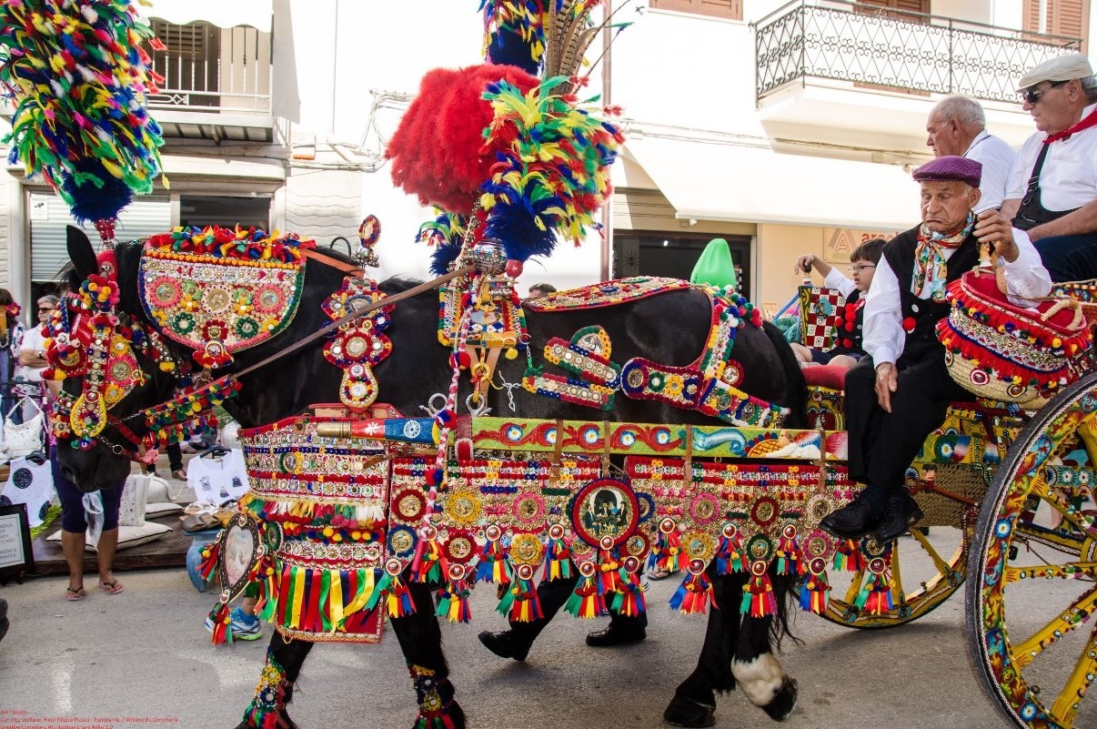 Filippo Piazza - carretto siciliano. Panoramio / Wikimedia Commons, CC BY-SA 3.0